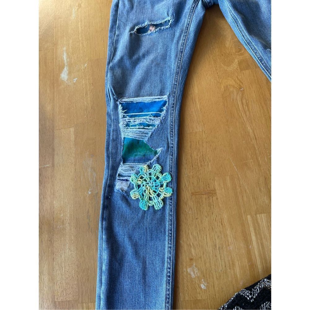 Rag & Bone Distressed Jeans - Picture 3 of 7